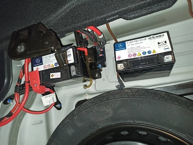 Atlasbattery phân phối và lắp đật ắc quy phụ xe Mercedes Benz chính hãng