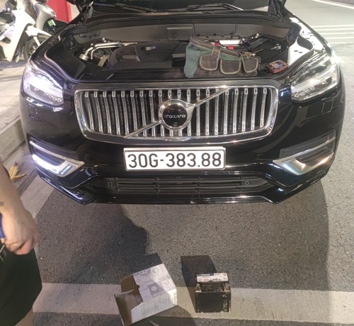 Atlasbattery thay ắc quy phụ chính hãng cho xe Volvo tận nơi