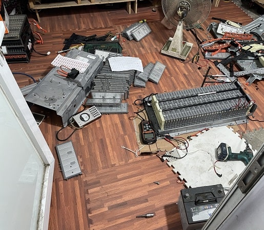 Sửa chữa pin Hybrid cho xe ô tô Toyota Avalon